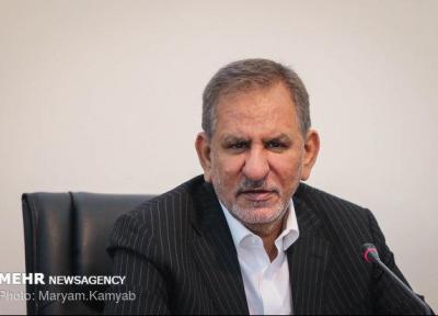 جهانگیری در همایش بیمه سلامت سخنرانی می نماید